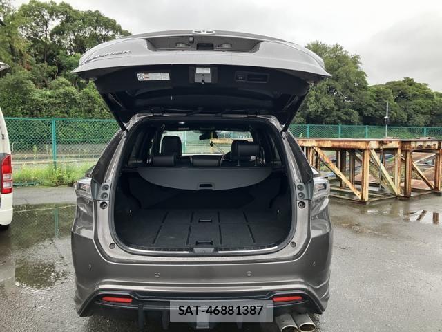 Toyota HARRIER 2015-04 8879967-22