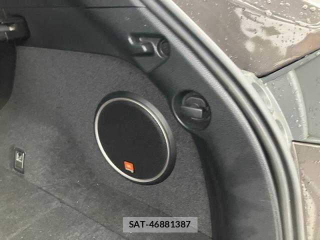 Toyota HARRIER 2015-04 8879967-24