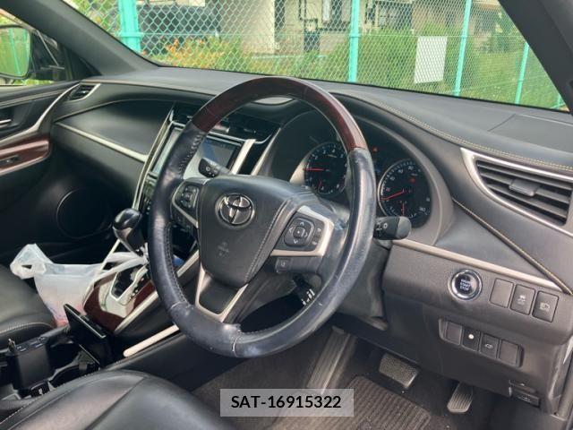 Toyota HARRIER 2017-01 8879968-12
