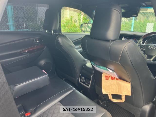 Toyota HARRIER 2017-01 8879968-21