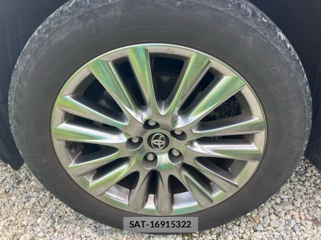 Toyota HARRIER 2017-01 8879968-6