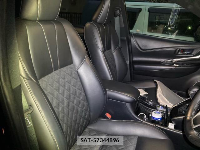 Toyota HARRIER 2020-09 8879960-20