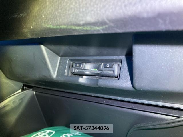 Toyota HARRIER 2020-09 8879960-24