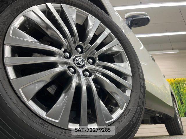 Toyota HARRIER 2021-07 8879944-12