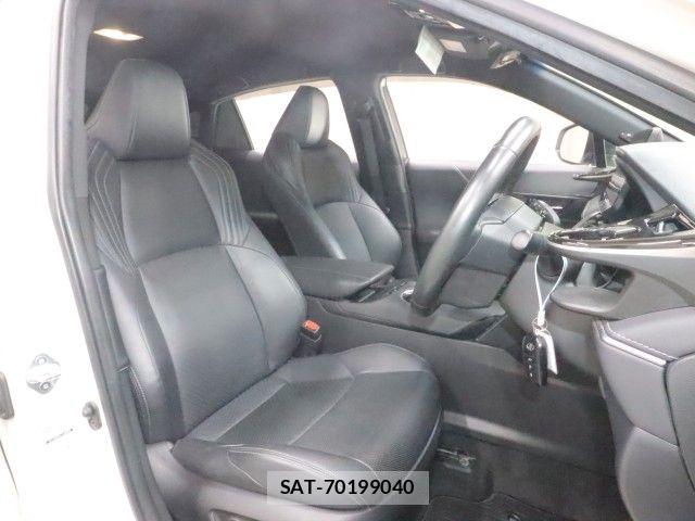 Toyota HARRIER 2021-12 8879943-3
