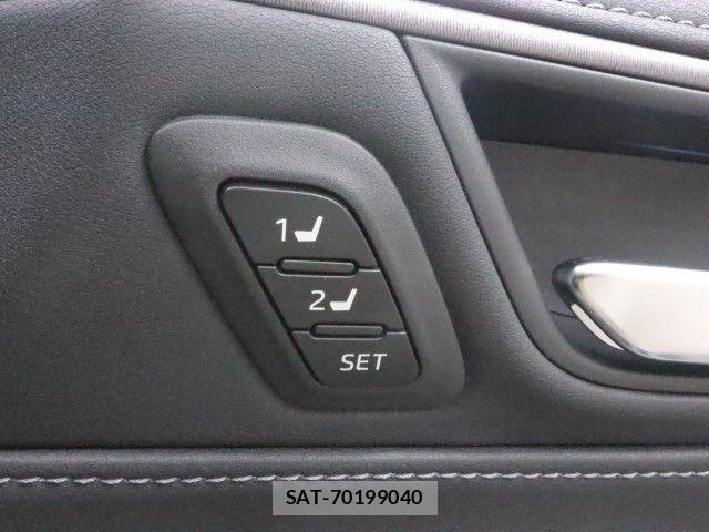 Toyota HARRIER 2021-12 8879943-4