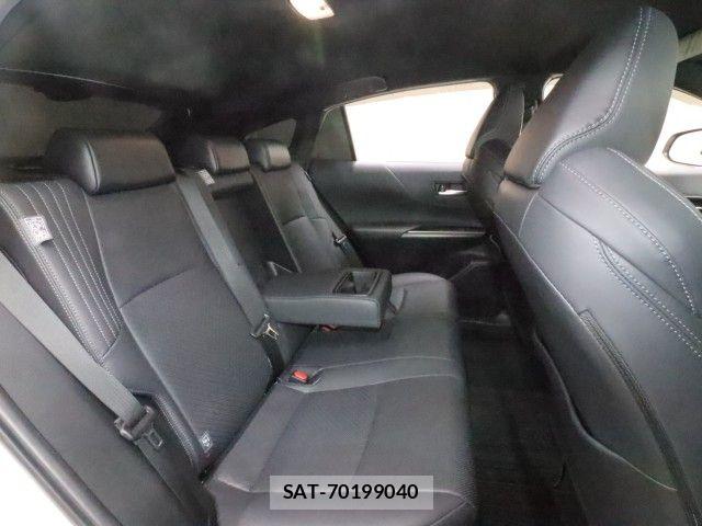Toyota HARRIER 2021-12 8879943-6