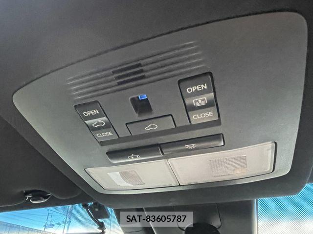 Toyota HARRIER 2017-10 8879961-28