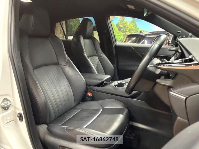 Toyota HARRIER 2023-04 8879940-11