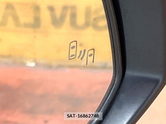 Toyota HARRIER 2023-04 8879940-6