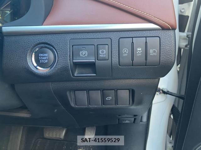 Toyota HARRIER 2019-05 8879952-9
