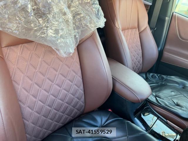 Toyota HARRIER 2019-05 8879952-10