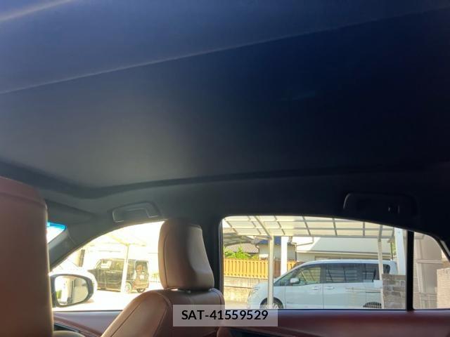 Toyota HARRIER 2019-05 8879952-13
