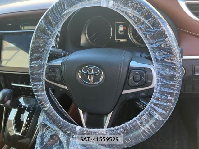 Toyota HARRIER 2019-05 8879952-15