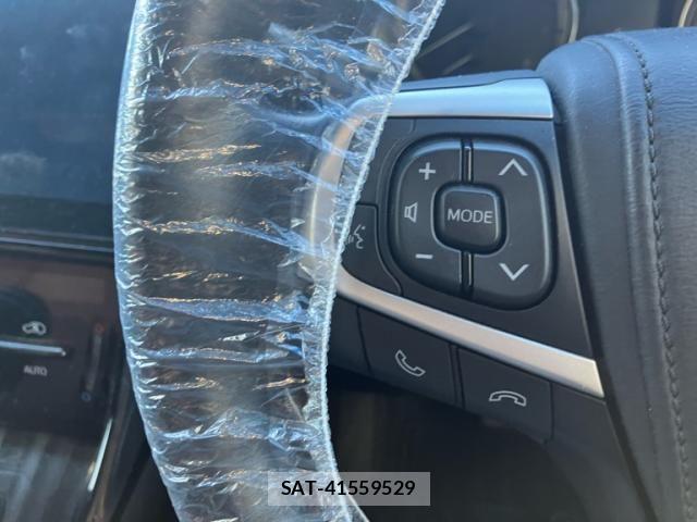 Toyota HARRIER 2019-05 8879952-17