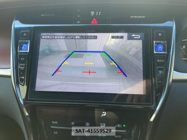 Toyota HARRIER 2019-05 8879952-25