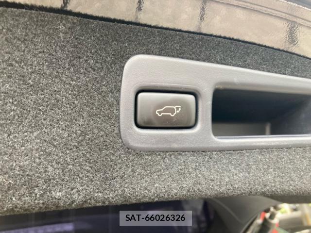 Toyota HARRIER 2015-03 8879966-9