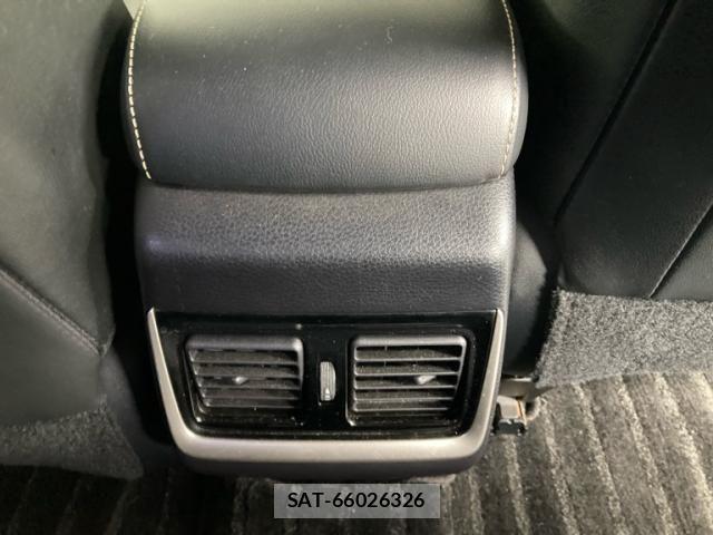 Toyota HARRIER 2015-03 8879966-11