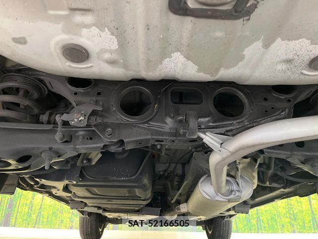 Toyota HARRIER 2017-02 8879965-19