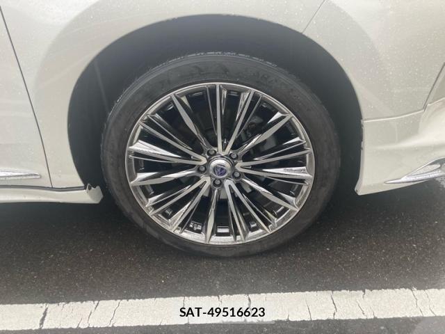 Toyota HARRIER 2019-03 8879962-11