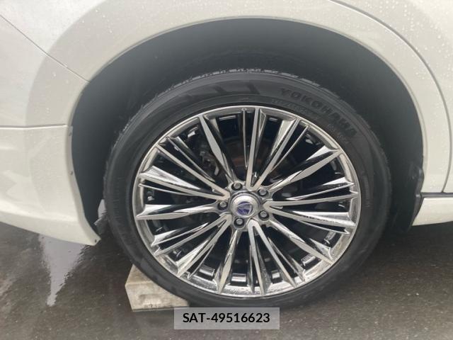 Toyota HARRIER 2019-03 8879962-12