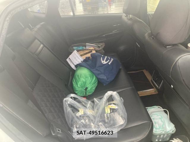 Toyota HARRIER 2019-03 8879962-21
