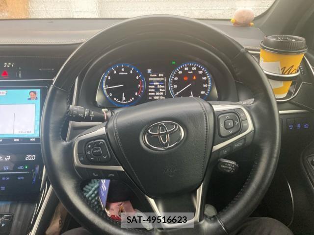 Toyota HARRIER 2019-03 8879962-22