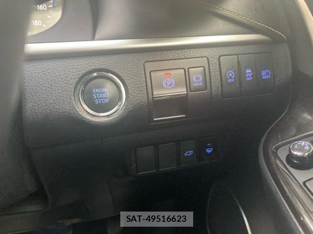 Toyota HARRIER 2019-03 8879962-23
