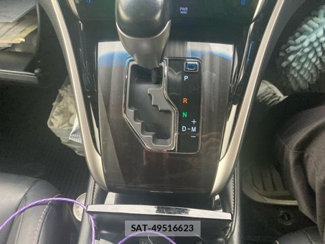 Toyota HARRIER 2019-03 8879962-29