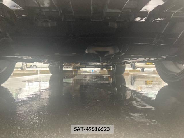 Toyota HARRIER 2019-03 8879962-5
