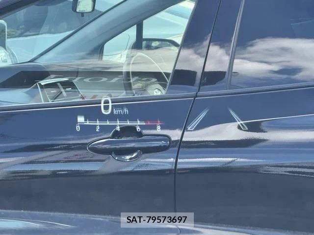 Toyota HARRIER 2021-07 8879951-15