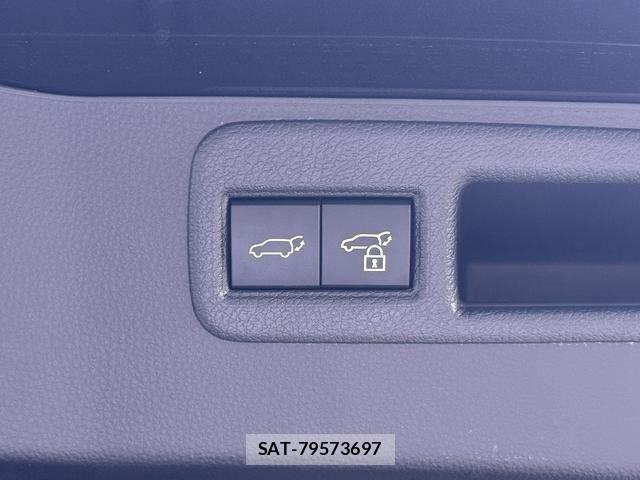 Toyota HARRIER 2021-07 8879951-26