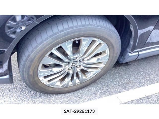 Toyota HARRIER 2021-03 8879950-6