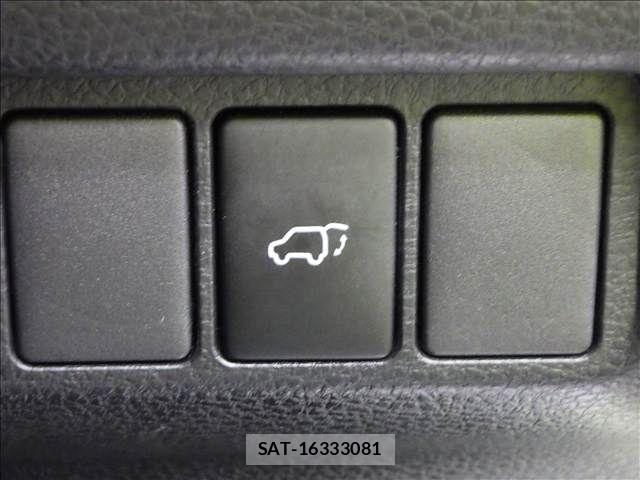 Toyota HARRIER 2016-03 8883669-16