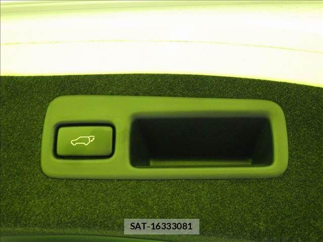Toyota HARRIER 2016-03 8883669-28