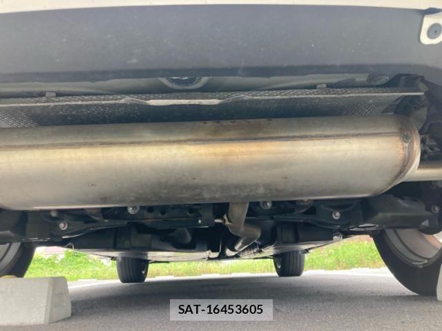 Toyota HARRIER 2023-02 8883661-12