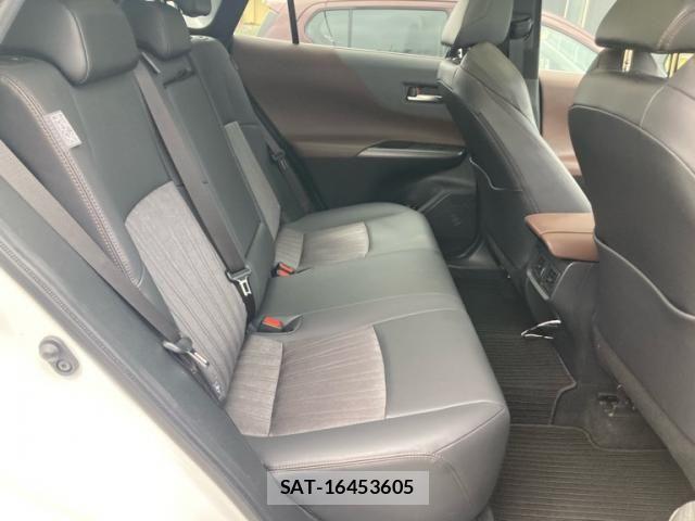 Toyota HARRIER 2023-02 8883661-15