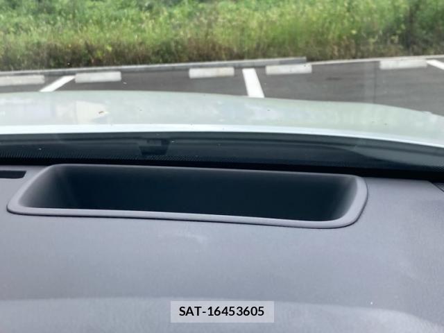 Toyota HARRIER 2023-02 8883661-28