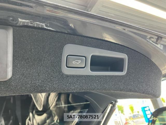 Toyota HARRIER 2020-03 8883668-9
