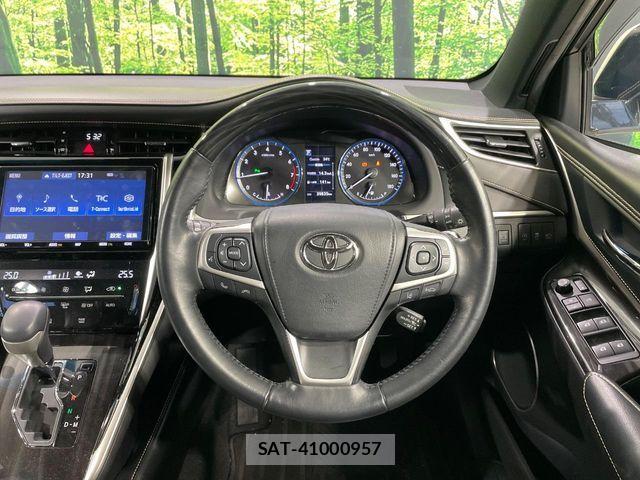 Toyota HARRIER 2020-04 8883664-10