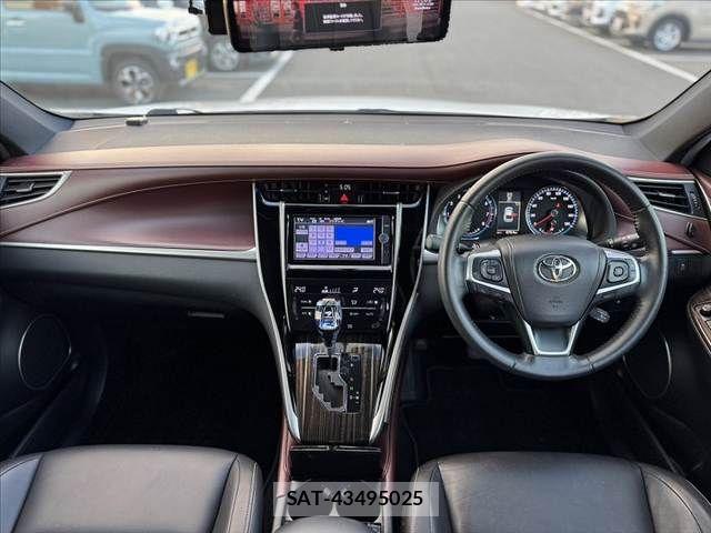Toyota HARRIER 2014-03 8883670-1