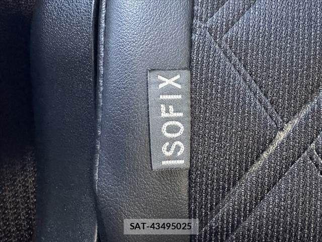 Toyota HARRIER 2014-03 8883670-23