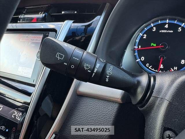 Toyota HARRIER 2014-03 8883670-28