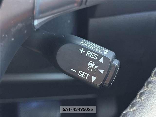 Toyota HARRIER 2014-03 8883670-4