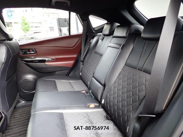 Toyota HARRIER 2020-03 8883666-14