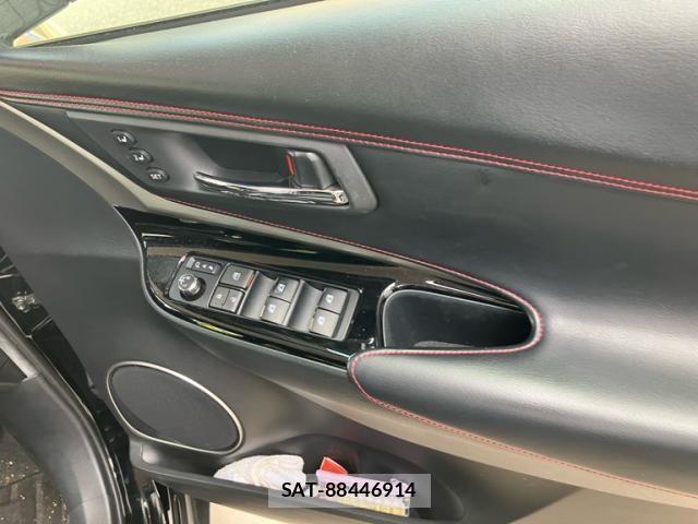 Toyota HARRIER 2017-07 1316751-13