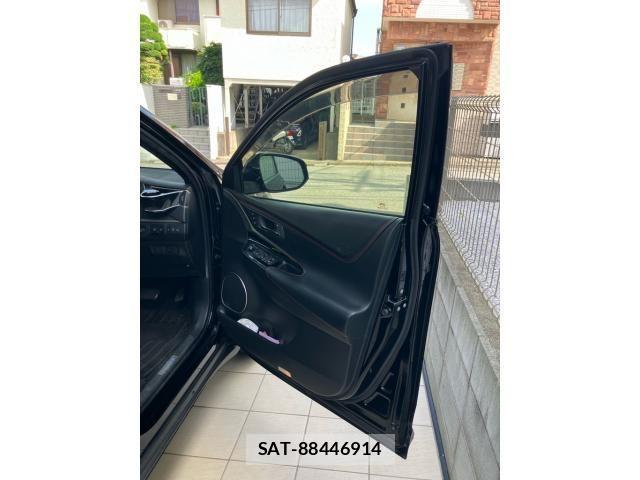 Toyota HARRIER 2017-07 1316751-14
