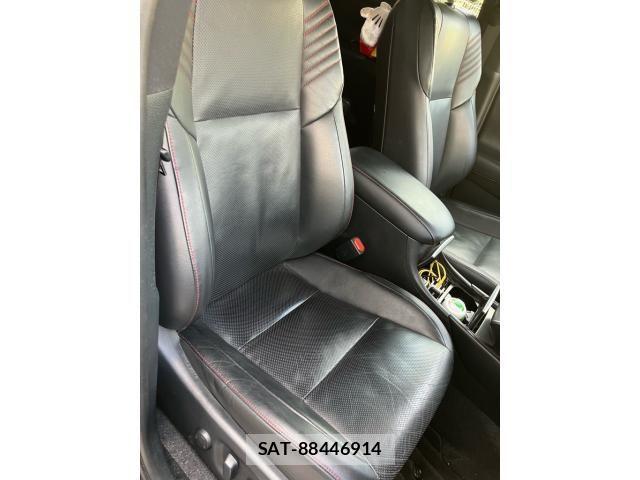 Toyota HARRIER 2017-07 1316751-16