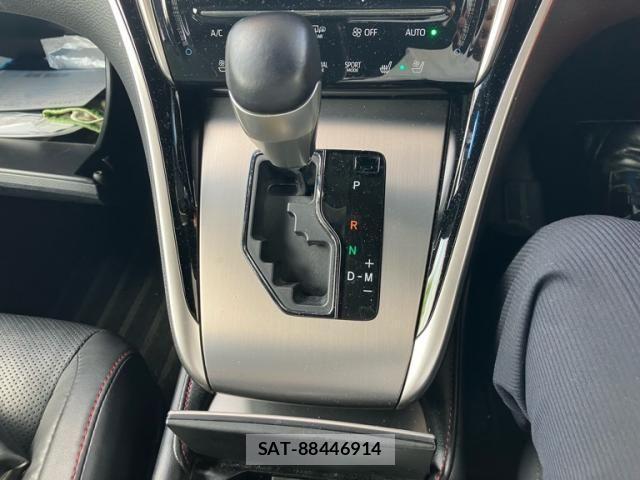 Toyota HARRIER 2017-07 1316751-24