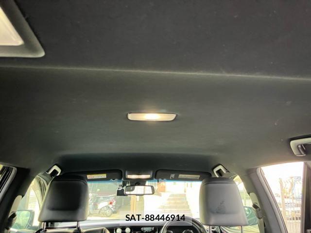 Toyota HARRIER 2017-07 1316751-27